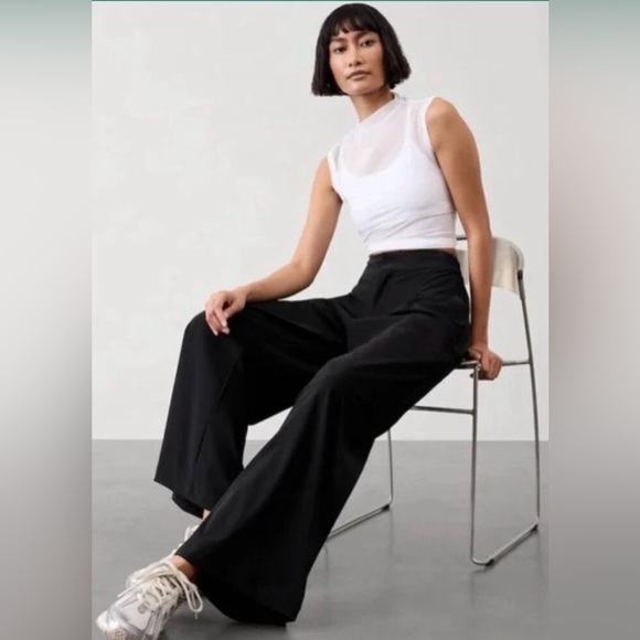 Athleta NWOT Pinnacle High Rise Trouser Size 14 Black - Picture 2 of 6